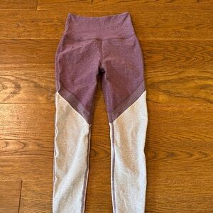 Beyond Yoga Kids Leggings in Purple and Gray